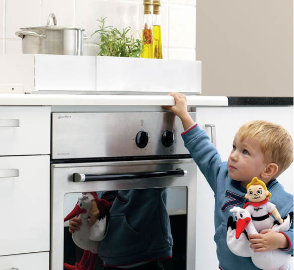 Los niños en la cocina, cómo hacerla más segura